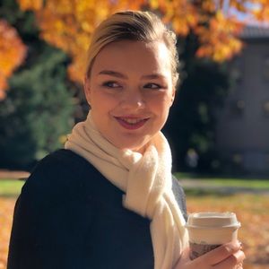 Meet your Posher, Perry